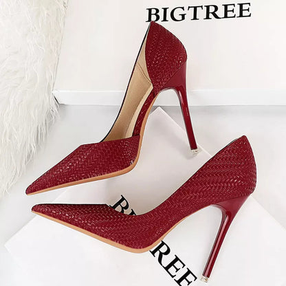 Serpentine Woman Pumps with Metal Stiletto High Heels