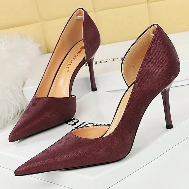 Retro High Heels Pointed Hollowed Out Single Shoes for Women
