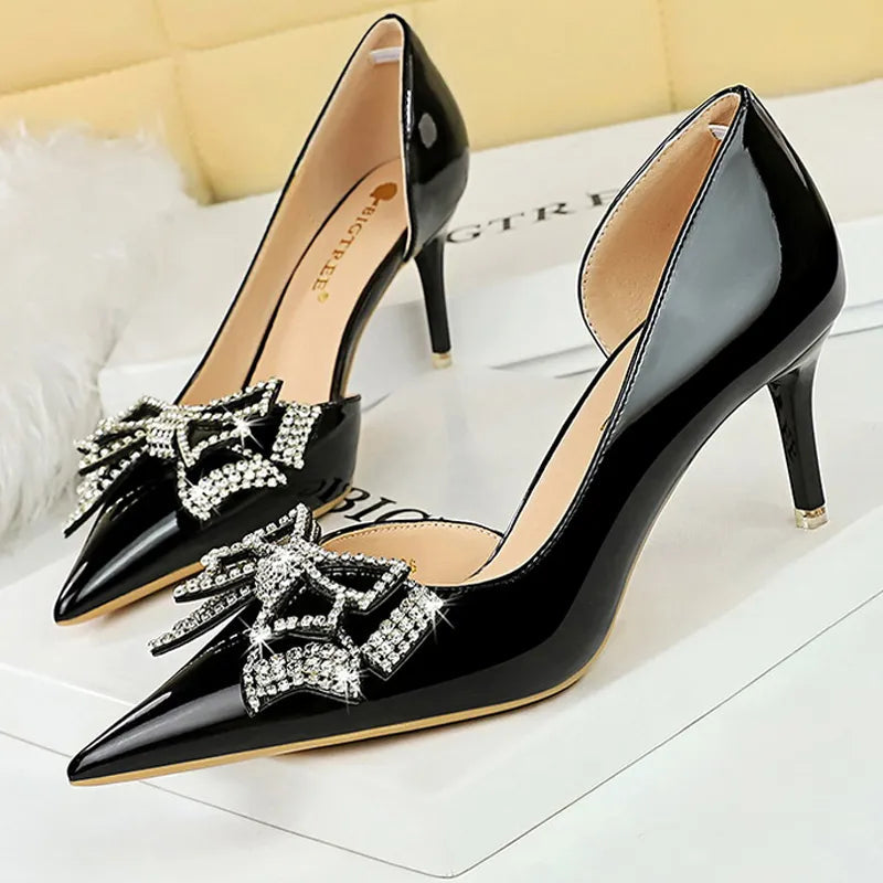 Bowknot Design Kitten Heel Rhinestone Luxury Banquet Pumps for Women