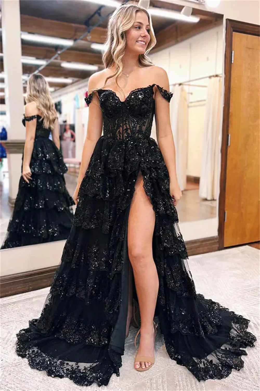 Lace Embroidery Glitter Prom Dresses