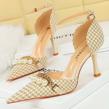 Checkered Pattern Women Sandals with Pearl Metal Chain Kitten Heels