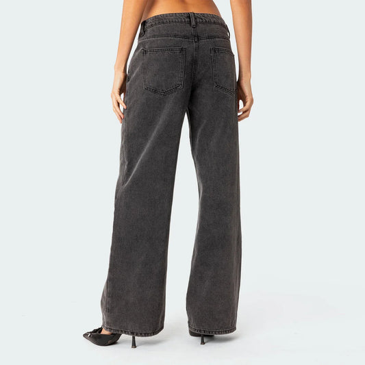 | Straight Jeans