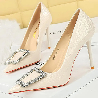 Patent Leather High Heels Women Pumps with Snake Pattern Design
