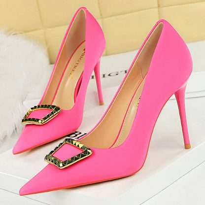 Luxury Banquet Shoes with Metal Buckle Decoration