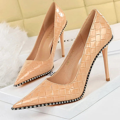 High Heels Women Pumps with Rivet Metal Chain