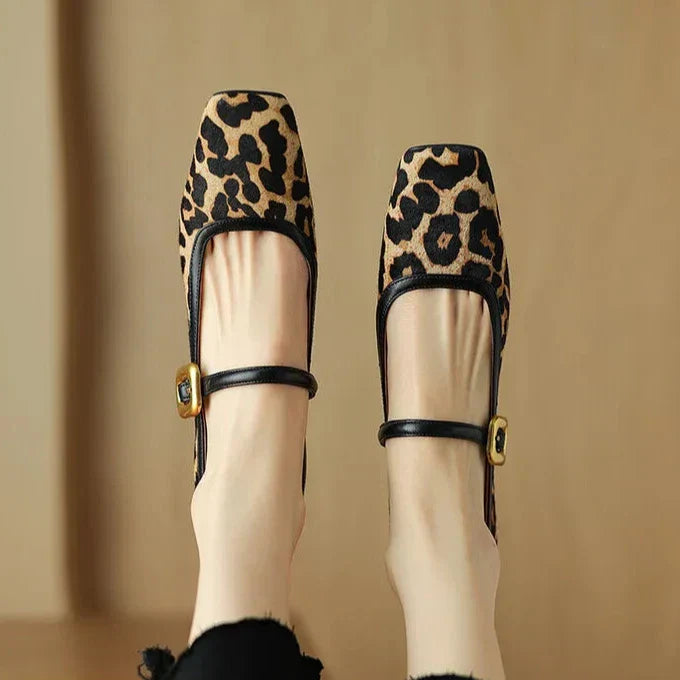 | Leopard Mid-Heels