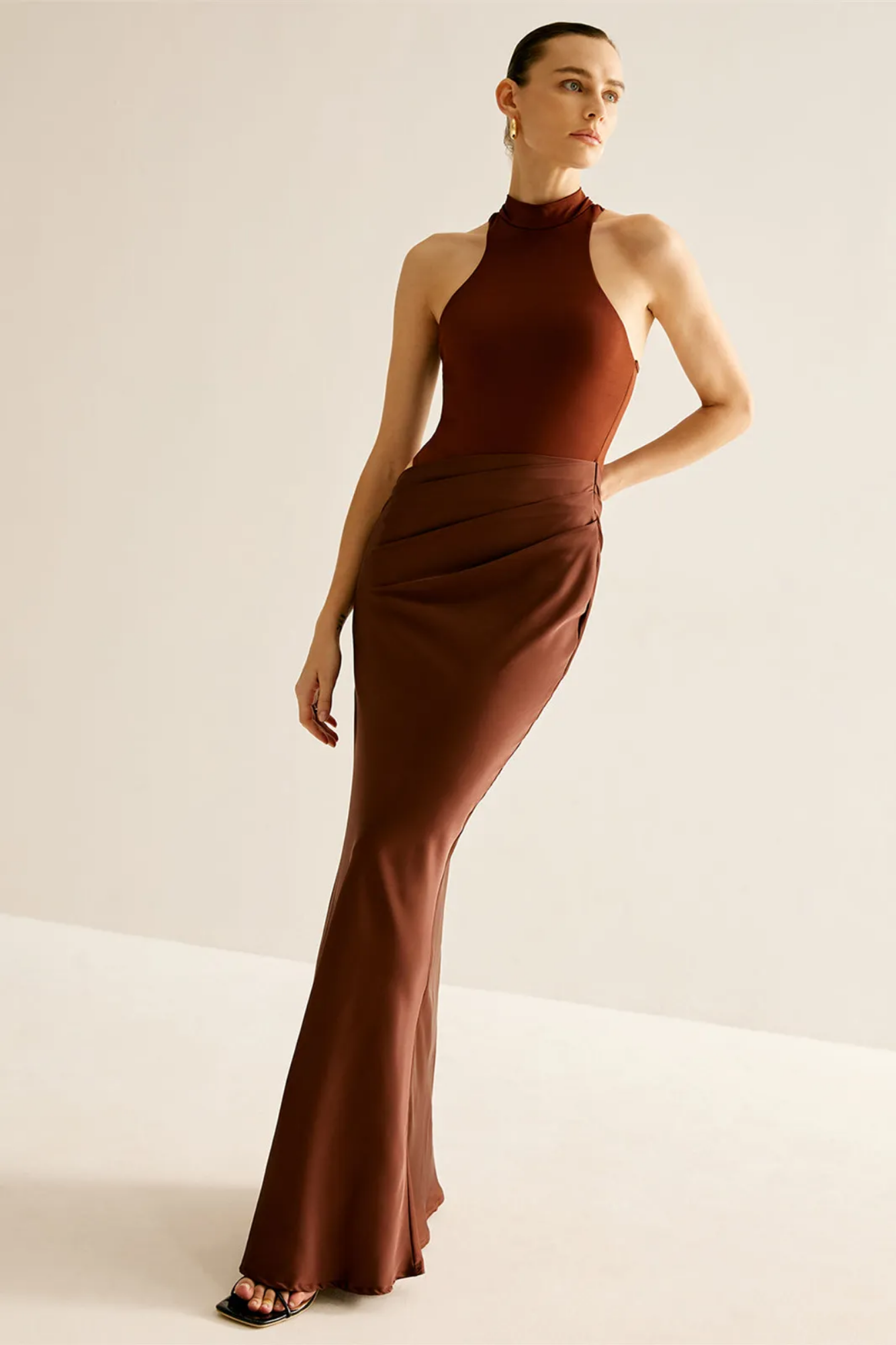 | Cut-out contour high neck satin gown