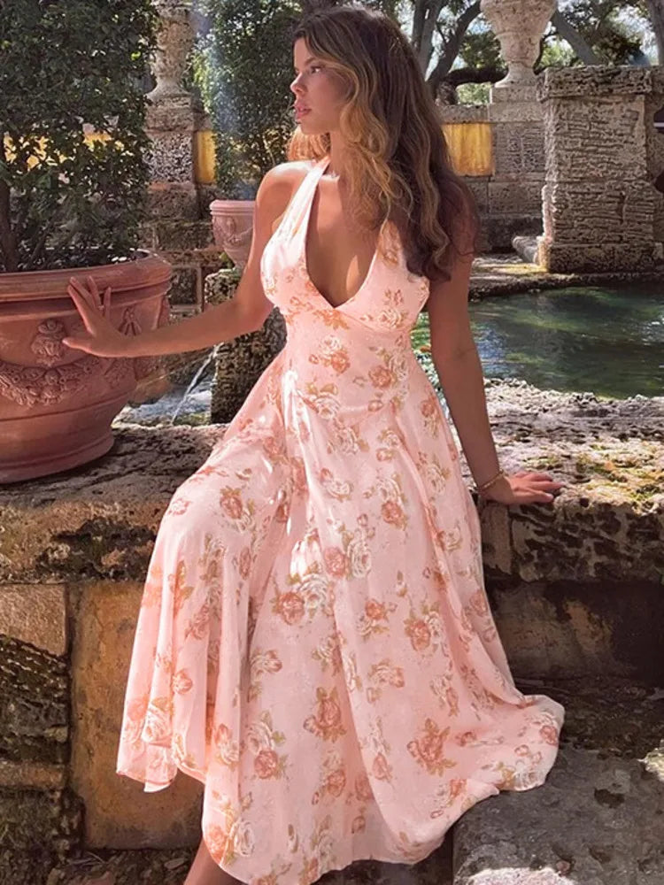 Deep V-neck Sleeveless Backless Slim Waist Vacation Dress