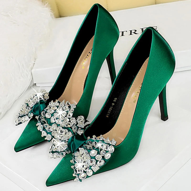 Rhinestone Bow Knot Women Pumps in Large Size 43 for Luxury Banquets