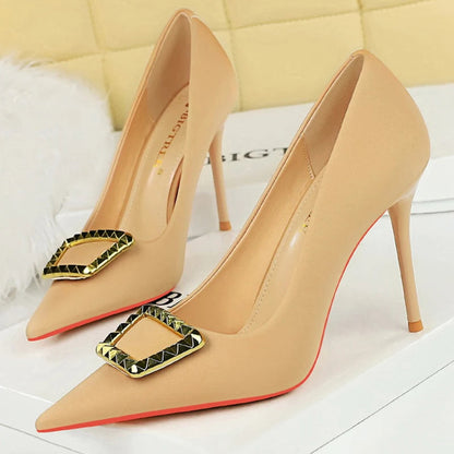 Luxury Banquet Shoes with Metal Buckle Decoration