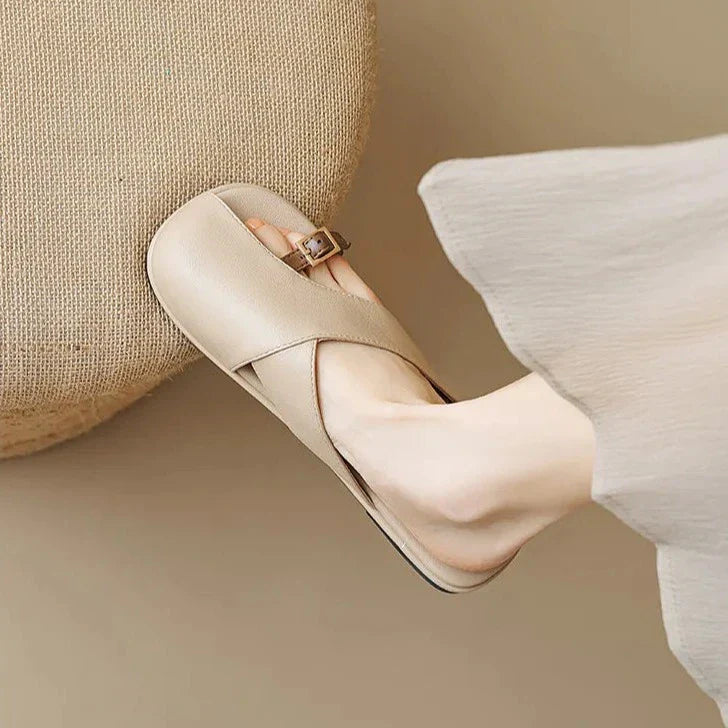 | Minimalist Sandals