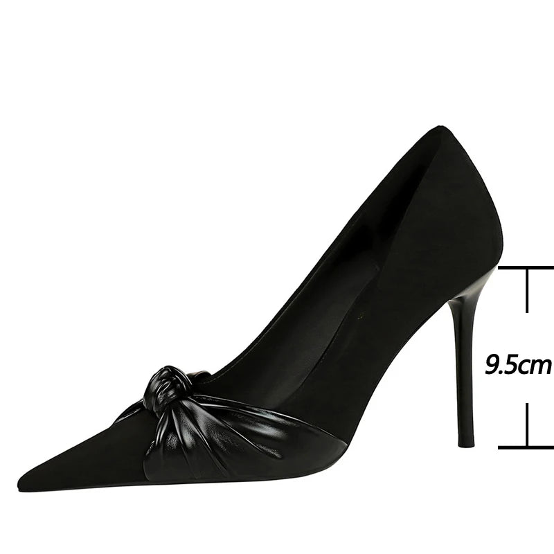 Suede Women Pumps with Bowknot Detail and High Heels for Office Lady Fashion