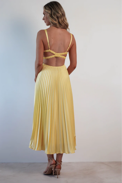 | Pleated Flow Sleeveless Midi Dress
