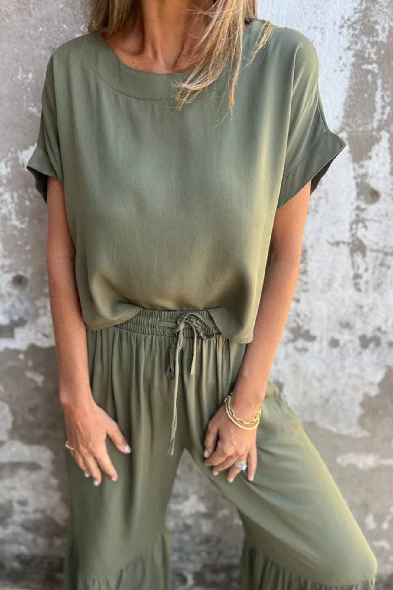 Solid Short Sleeve Flare Pants Set
