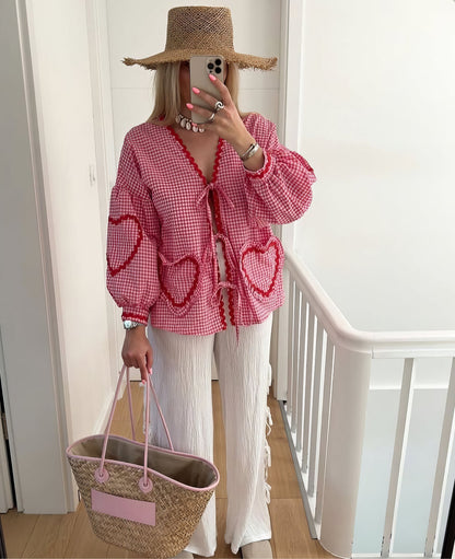 Trendy Summer Top with Heart Print – Lightweight and Stylish Women's Blouse