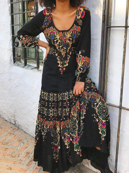 Bohemian Paisley Print Scoop Neck Long Sleeve Tiered Maxi Dress