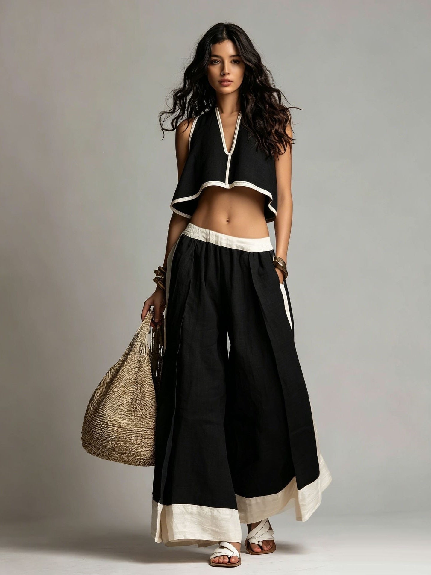 Two-piece Set With A Stylish Color Blocking Design