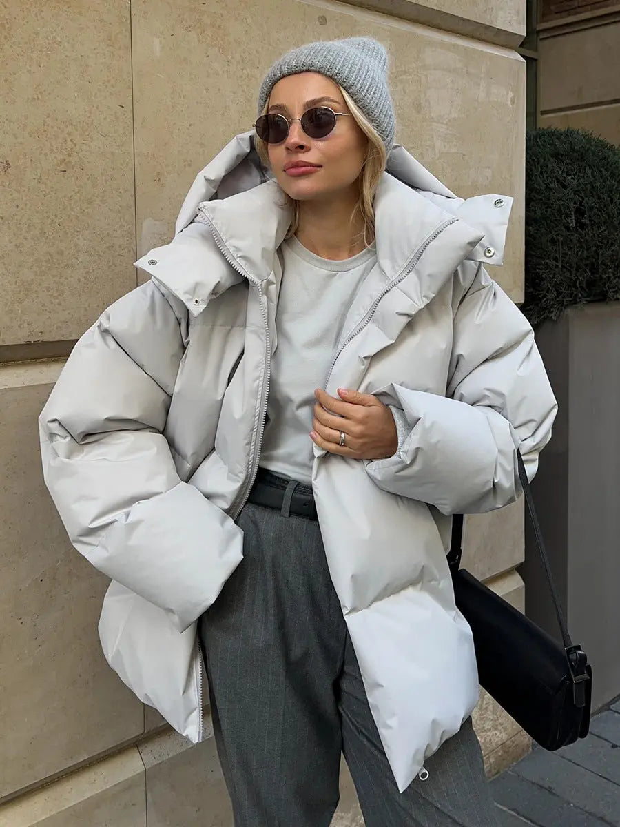 Women's Down Puffer Jacket Modern Design for Exceptional Warmth