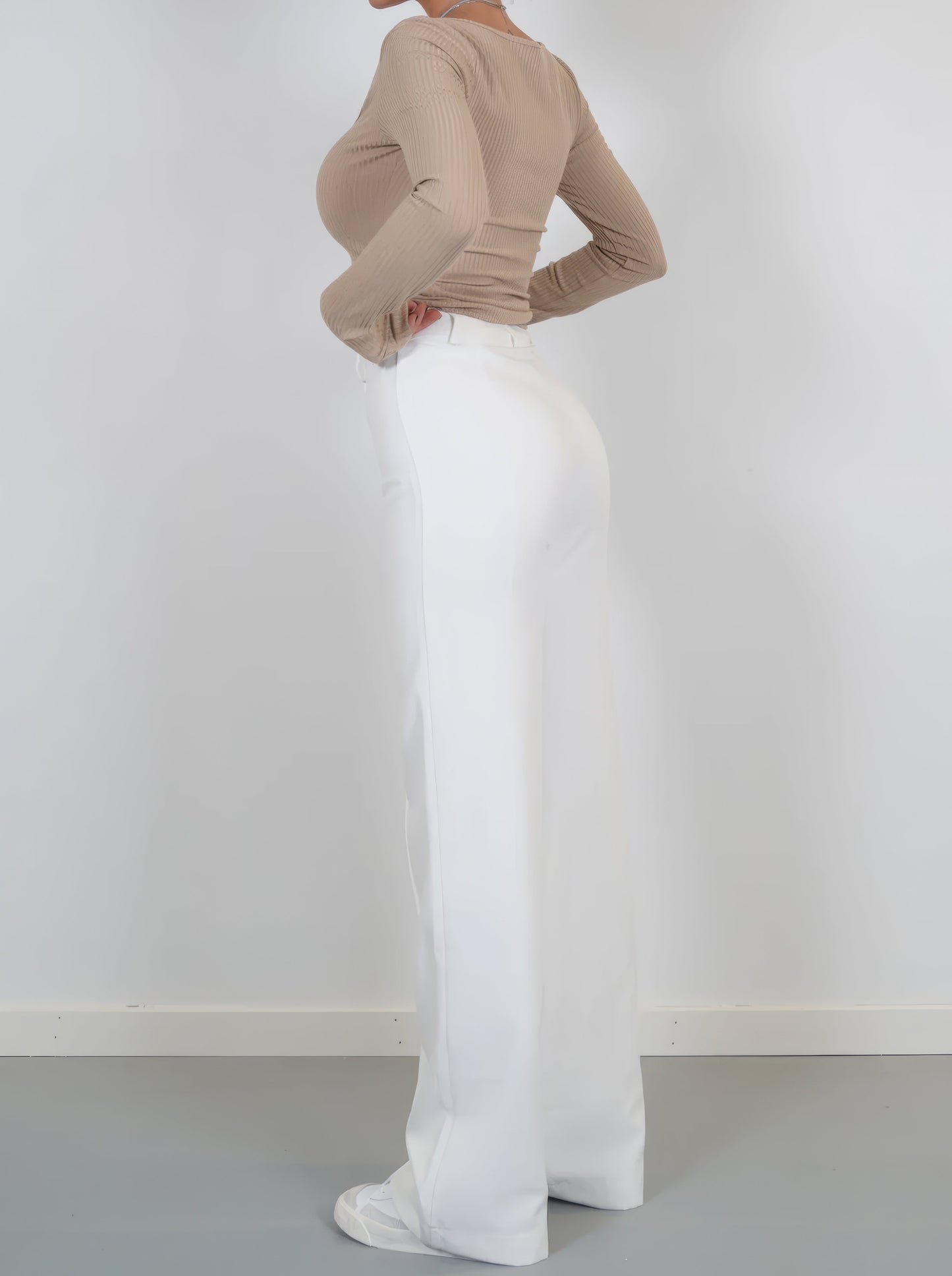 Women’s High-Waisted Straight Leg Trousers – Tailored, Centre Crease