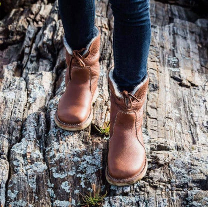 Women’s Shearling-Lined Ankle Boots with Foldable Cuff – Winter Casual Comfort