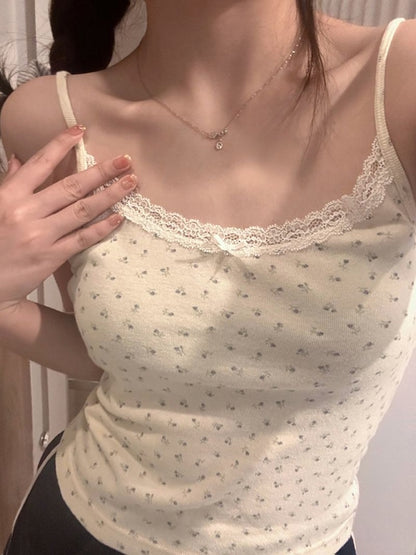 Lace Spliced Ditsy Floral Cami Top
