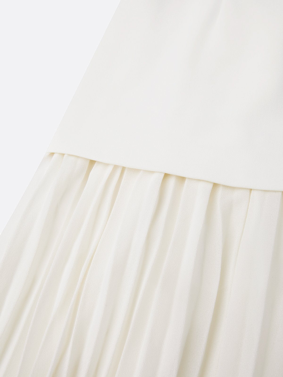 Women's Sleeveless Maxi Dress with Flowing Pleats – Elegant Bridesmaid Gown