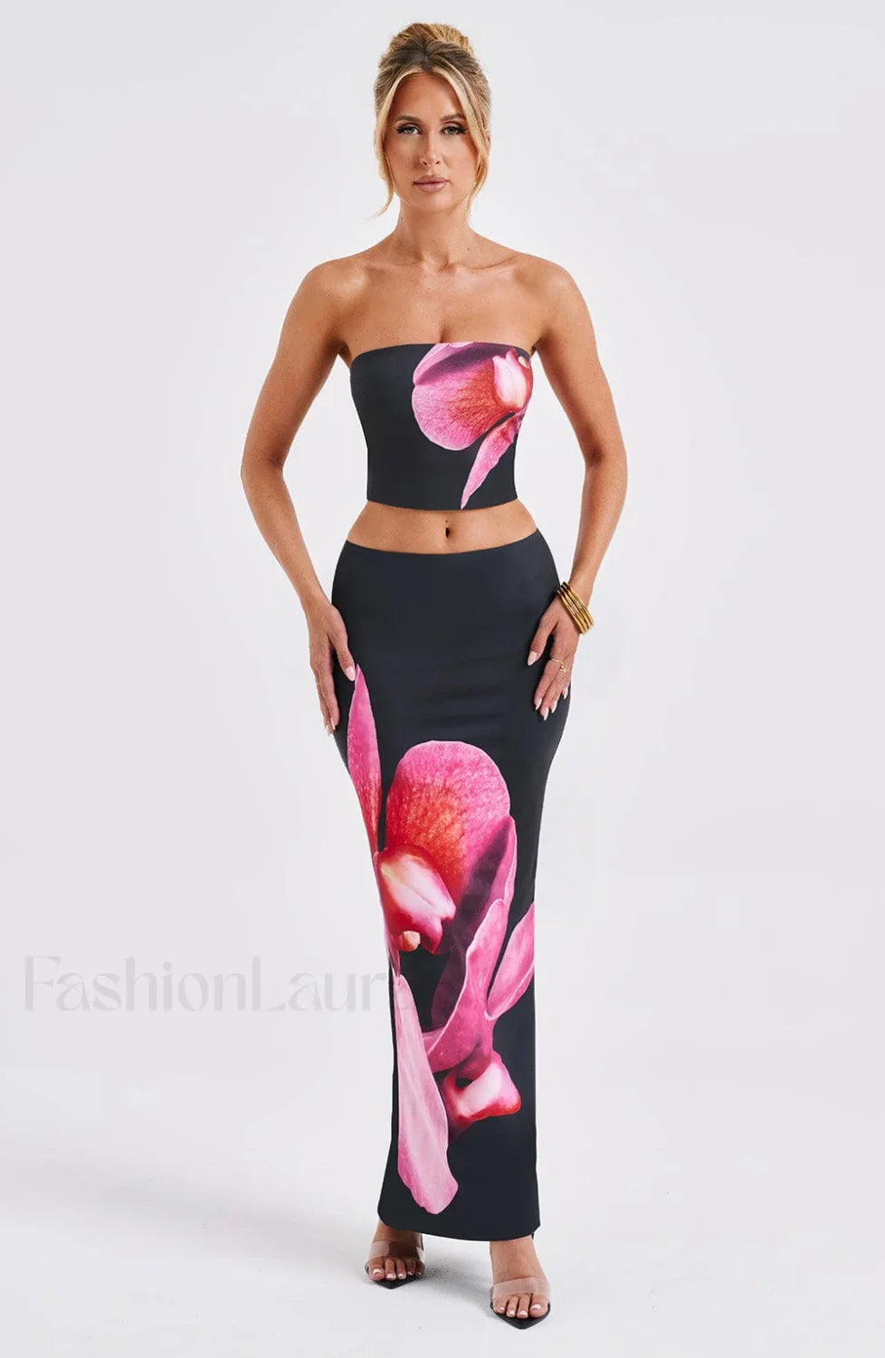 Allegra Top - Trendy Black Floral Print