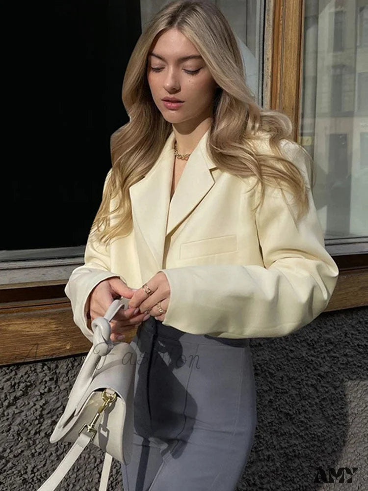Amy Fashion - Ladies Slim Cropped Blazer Coat