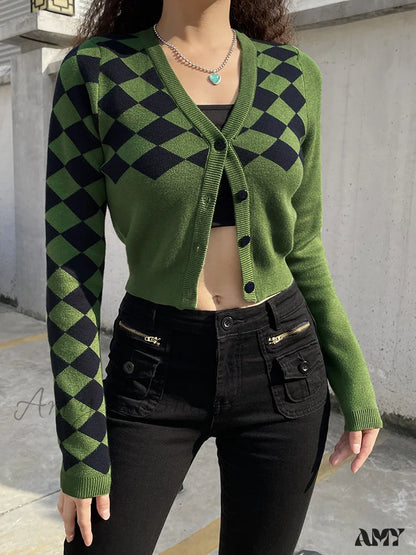 Amy Fashion - Fashion Plaid Green Cropped Knitted Cardigan