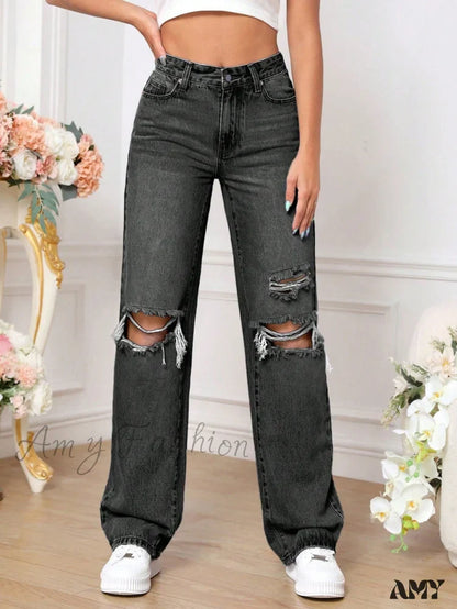 Amy Fashion - Ripped Straight Leg Jeans