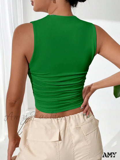 Amy Fashion - Solid  Crop Tank Top