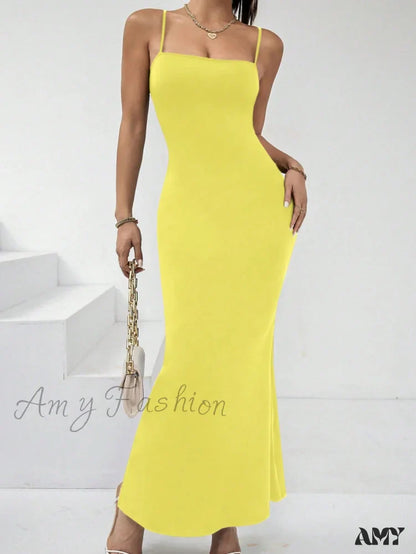 Amy Fashion - Solid Mermaid Hem Cami Dress