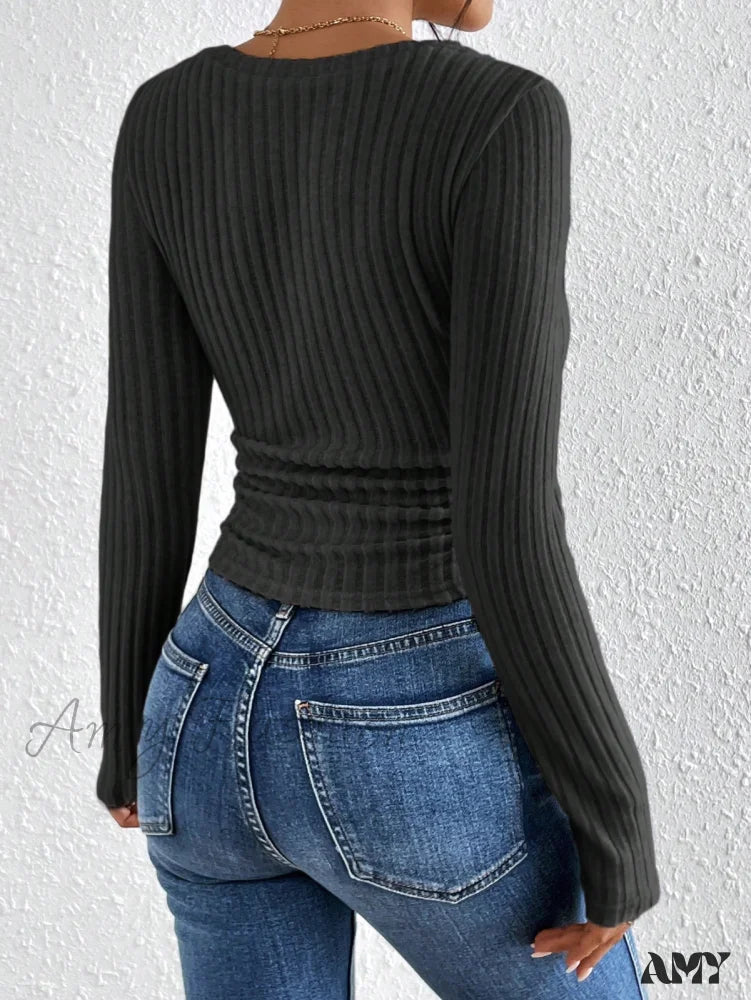 Amy Fashion - Solid V Neck Ribbed Knit Tee