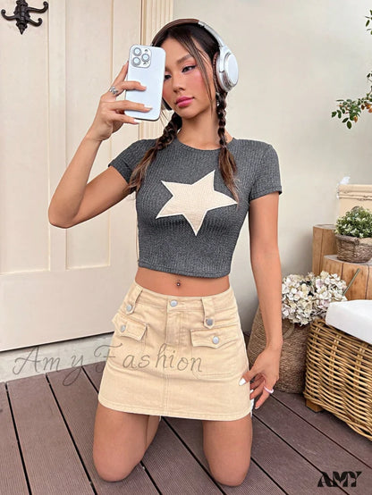 Amy Fashion - Star Patched Crop Tee