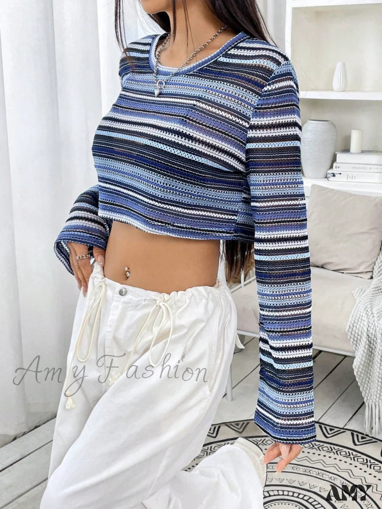 Amy Fashion - Striped Print Crop Tee