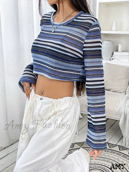 Amy Fashion - Striped Print Crop Tee