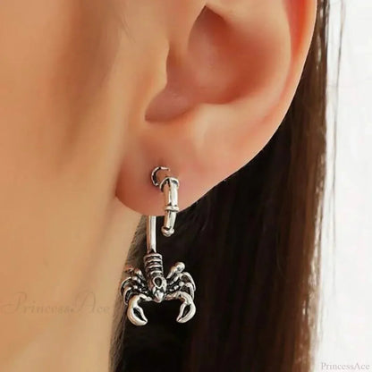 Antique Dragonfly Carved Free-spirited Dangle Earring