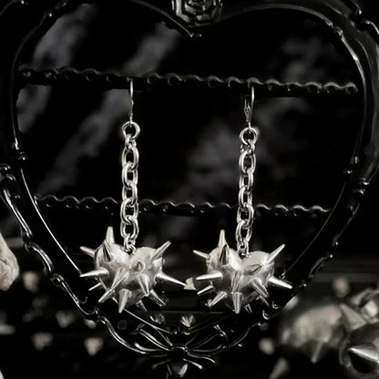 Antique Heart Thorns Spike Chain Dangle Earring