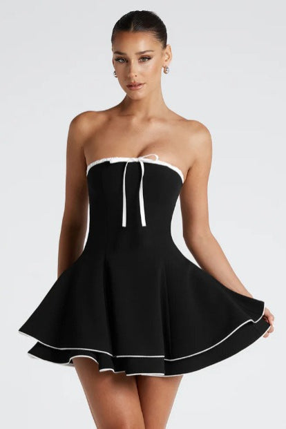 Contrast Trim Strapless Bow Detail Tiered Skater Mini Dress