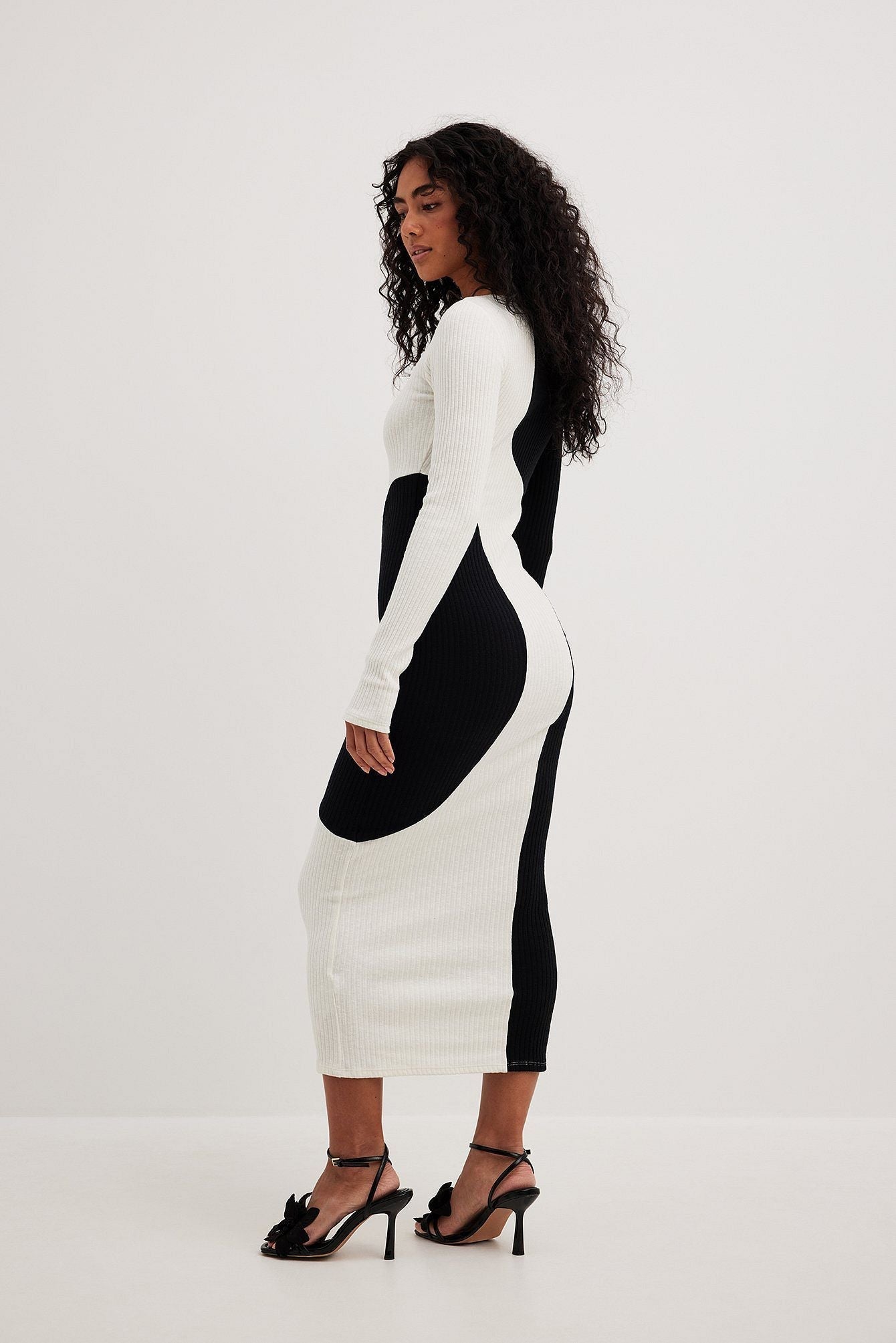 Rib Knit Scoop Neck Asymmetric Colorblock Bodycon Midi Dress