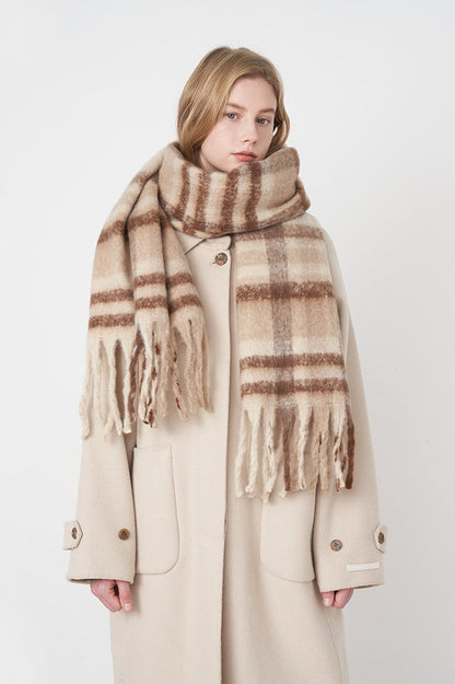 Vintage Plaid Cozy Knit Scarf