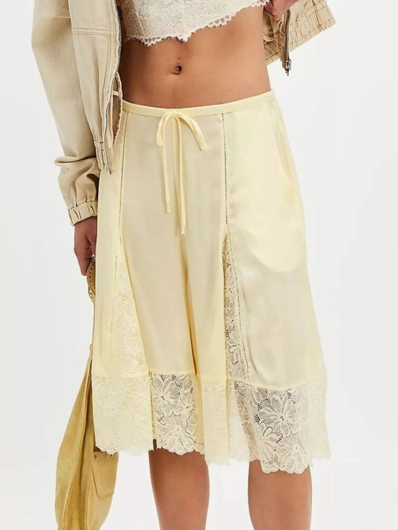Teddi Drawstring Lace Shorts