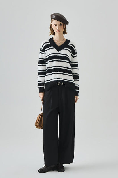 Loose Fit V Neck Knit Sweater