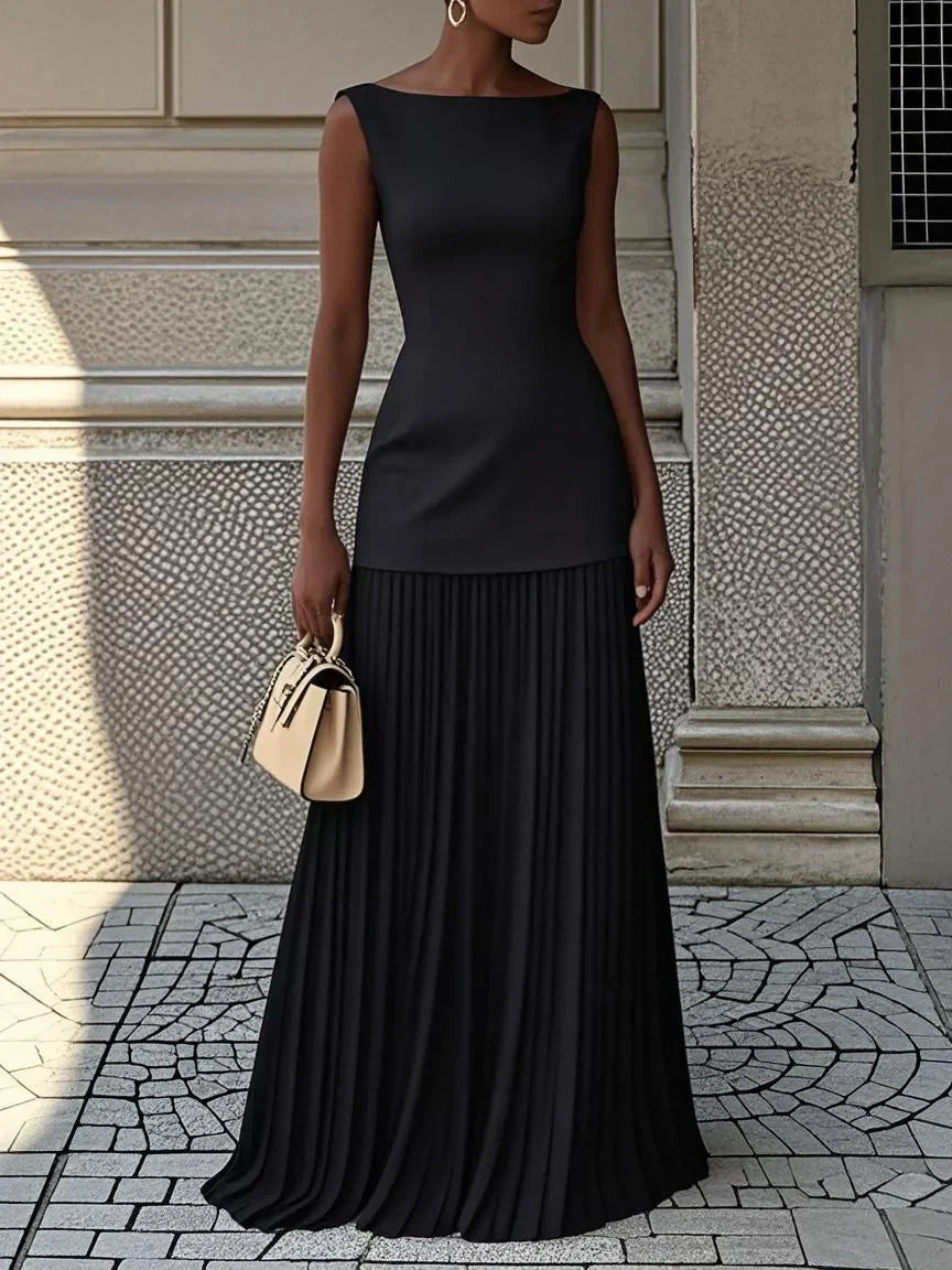 Women's Sleeveless Maxi Dress with Flowing Pleats – Elegant Bridesmaid Gown