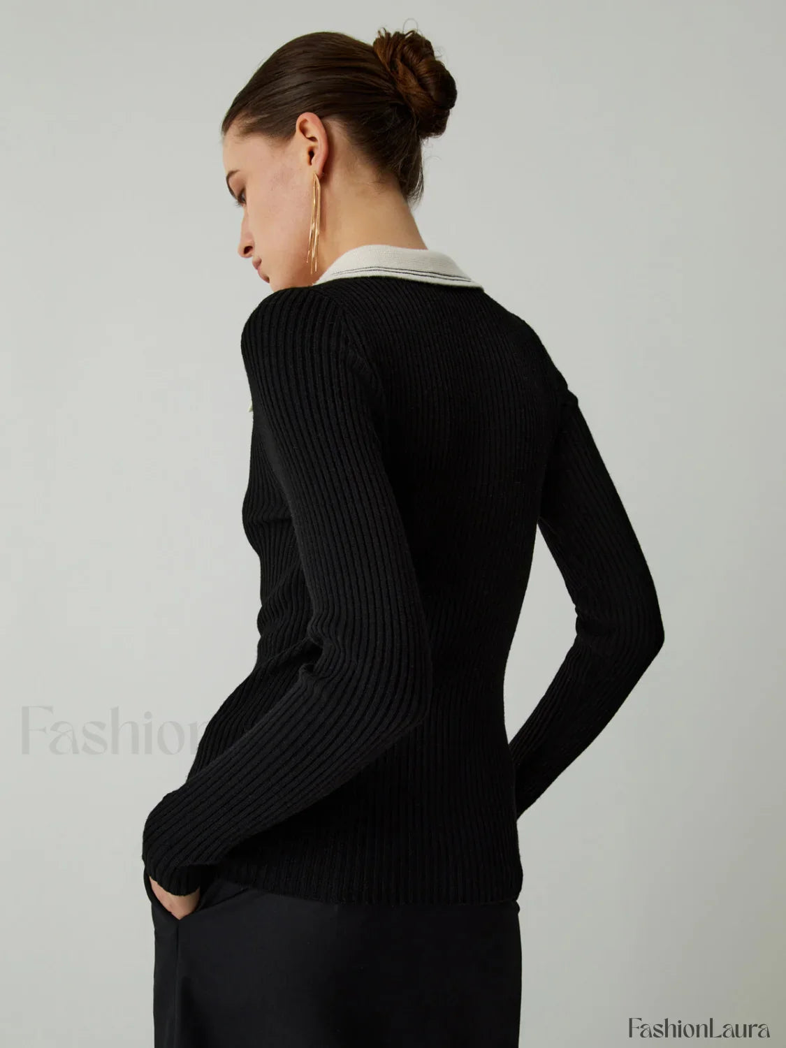 Contrast Collar Quarter Button Modern Long Sleeve Knit Top
