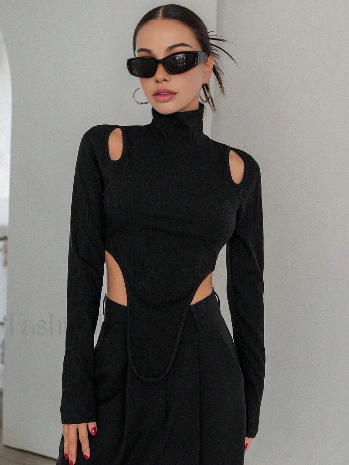Cut Out High Trendy Neck Asymmetric Hem Top