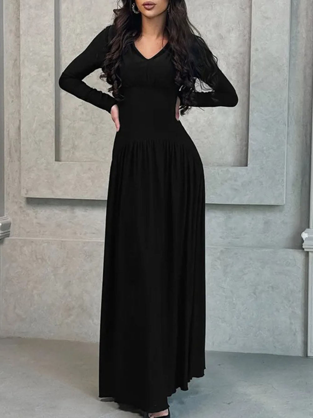 Long Sleeve Deep V-Neck Ruched Bodice Pleated Floor-Length Maxi Dress