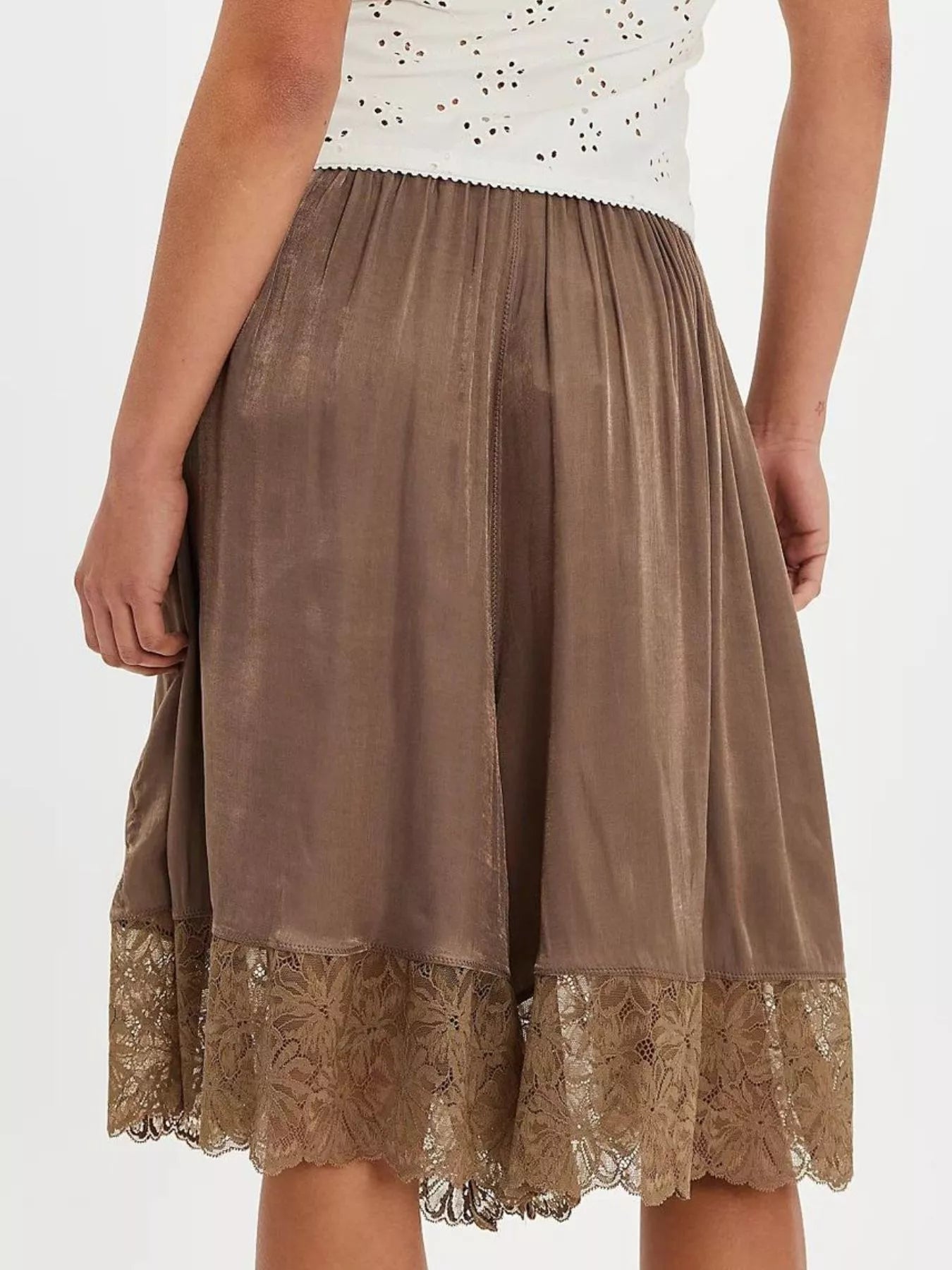 Teddi Drawstring Lace Shorts