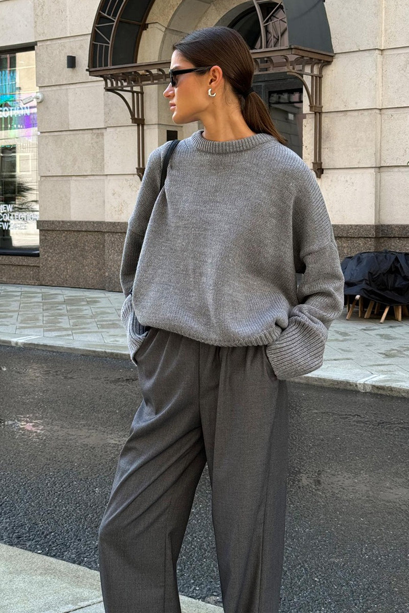 Classic Solid Crew Neck Relaxed Knit Sweater
