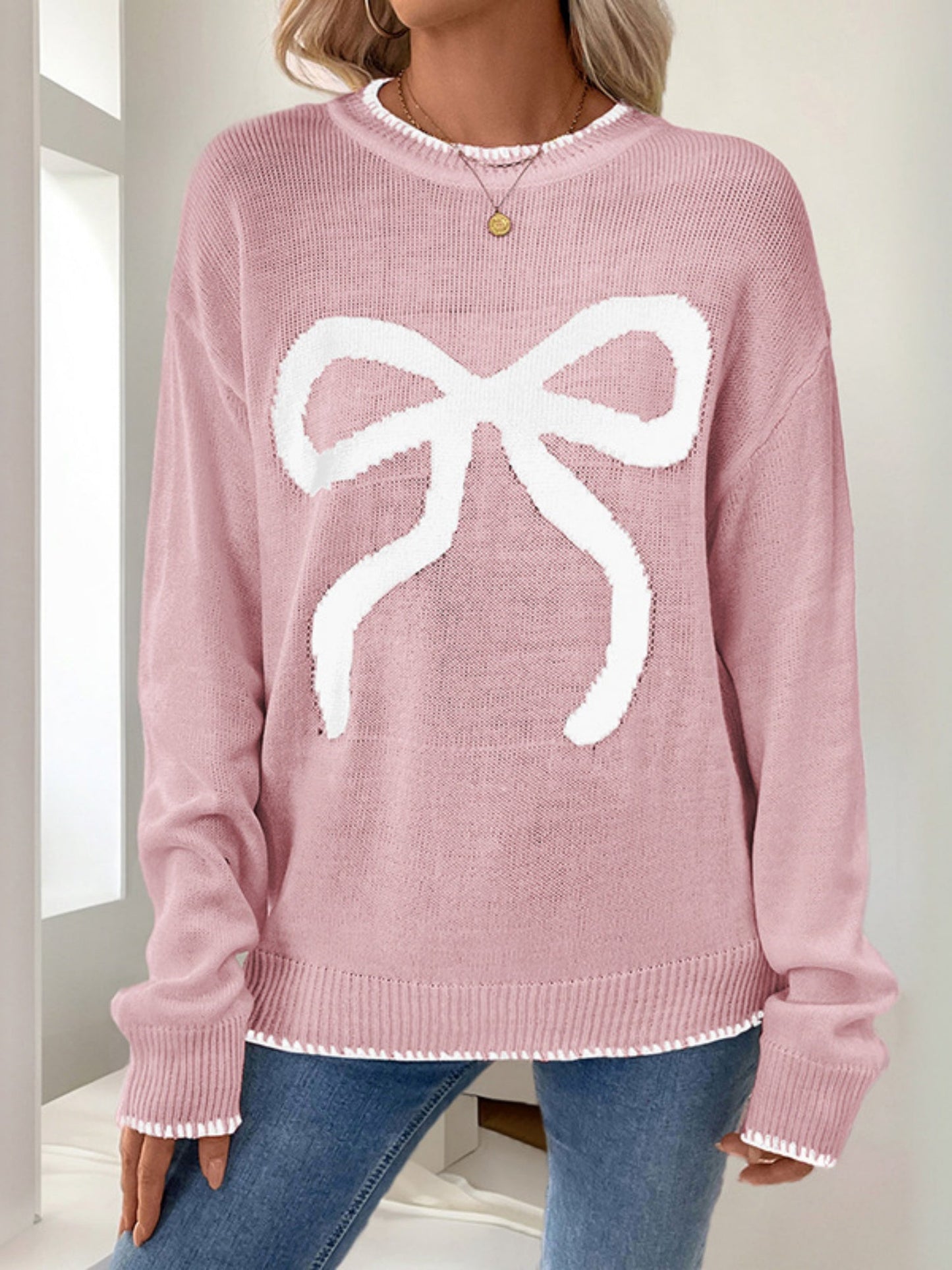 Bow Jacquard Loose Long-sleeved Round Neck Sweater